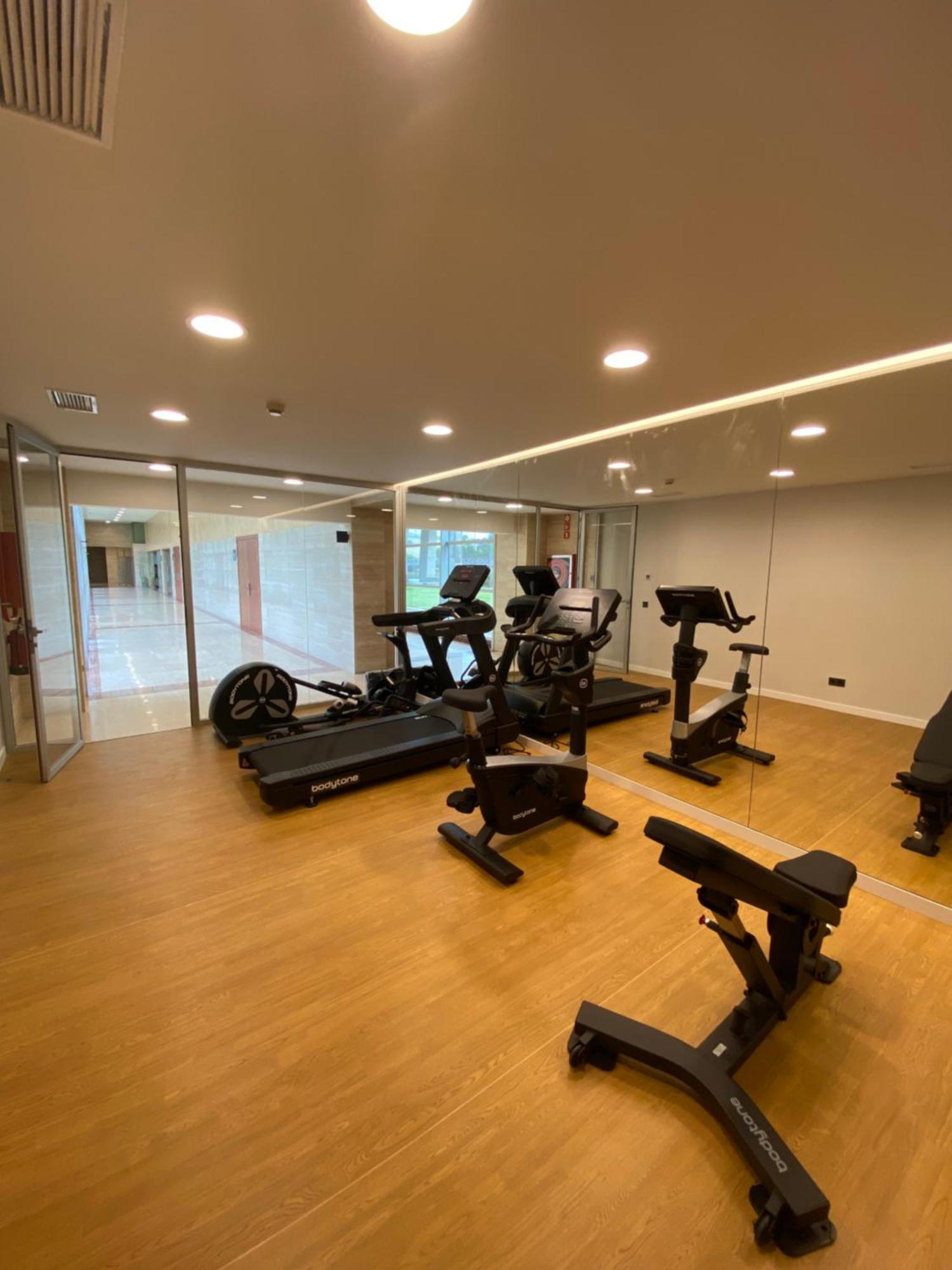 Eurostars San Lazaro Hotel Santiago de Compostela Ngoại thất bức ảnh